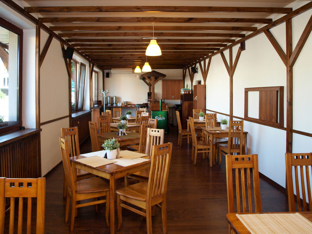 Smart2Stay U Jakuba Warschau Buitenkant foto